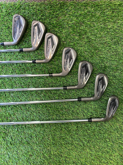 Cobra darkspeed iron set. 5-PW, GW. Excellent Condition